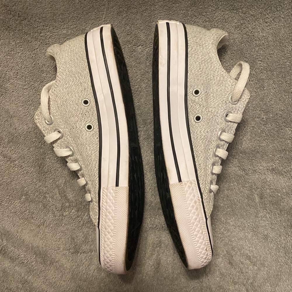Converse - Picture 2 of 7